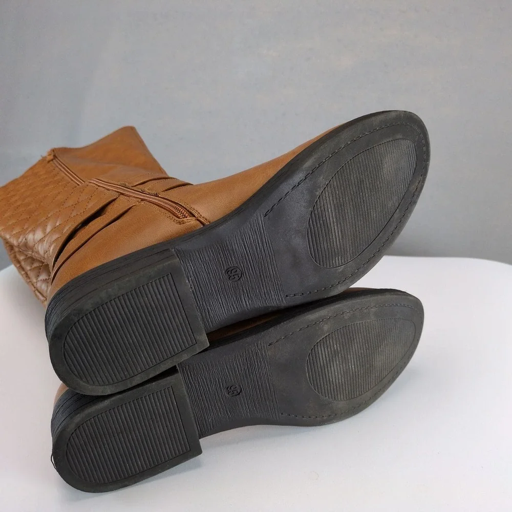 Vepose Camel Quilted Riding Boots Womens 8‎ Knee-High Side Zip Buckle Low Heel